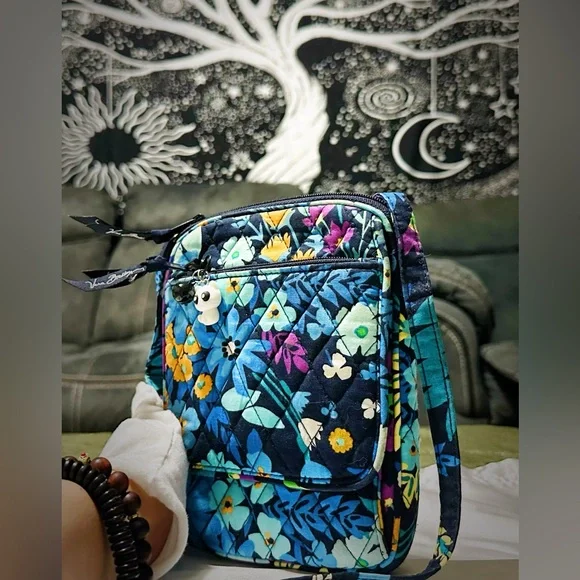 Vera Bradley Blue and Purple Floral Y2K Crossbody Bag new without tags - Picture 8 of 17